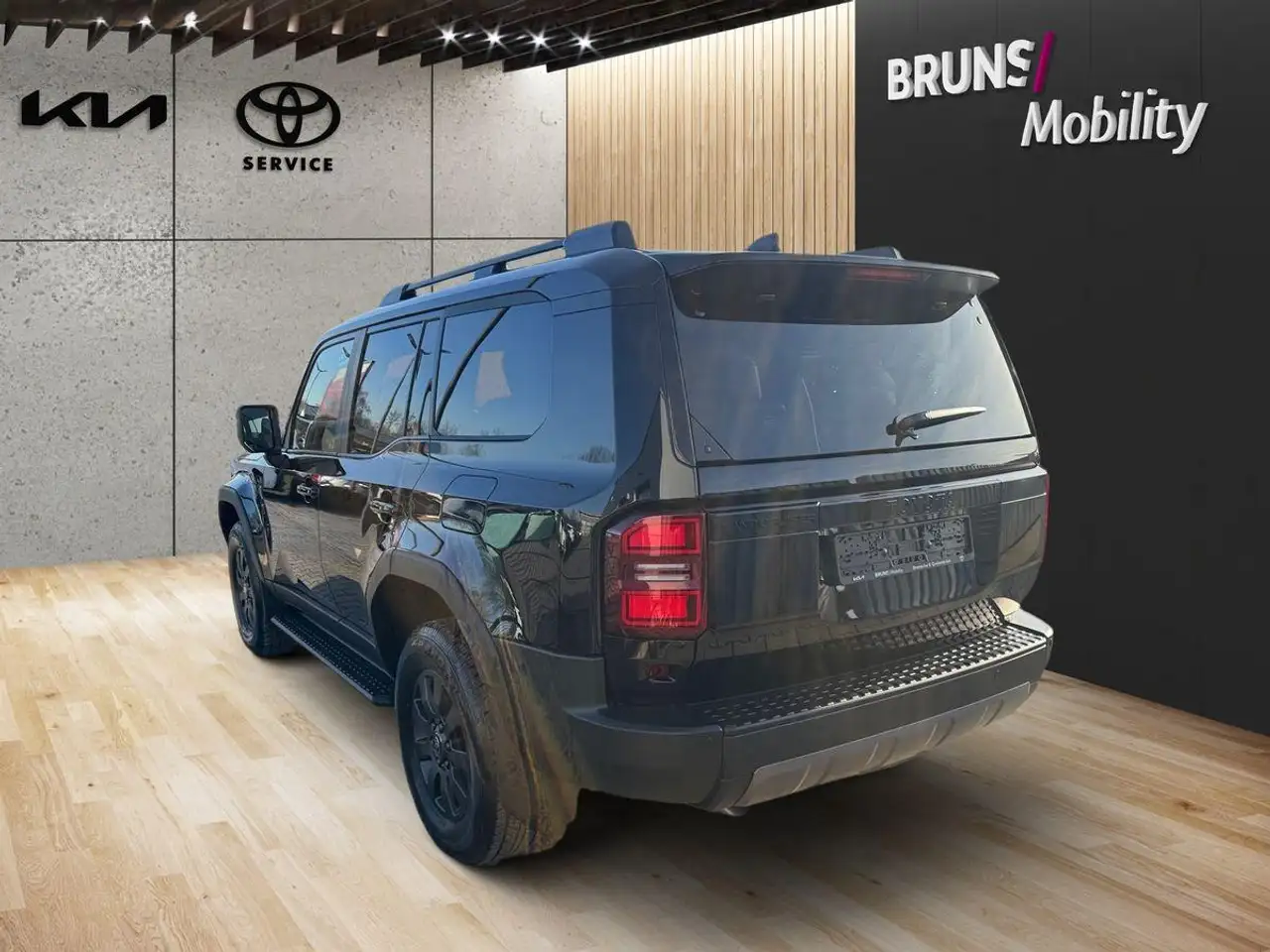 Toyota Land Cruiser 5