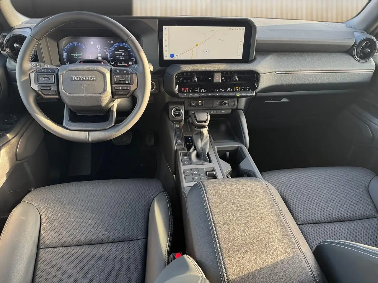 Toyota Land Cruiser 11