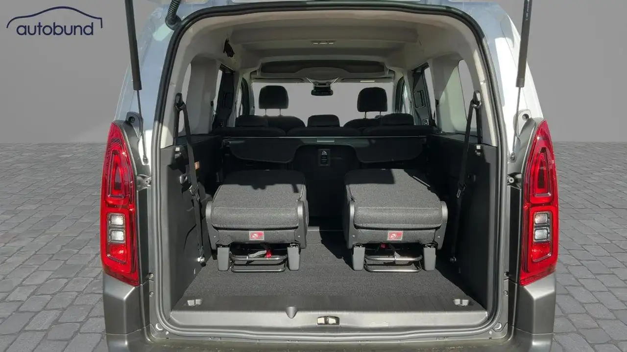 Fiat Doblo III 8