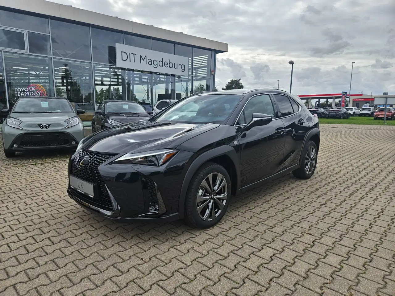 Lexus UX 2