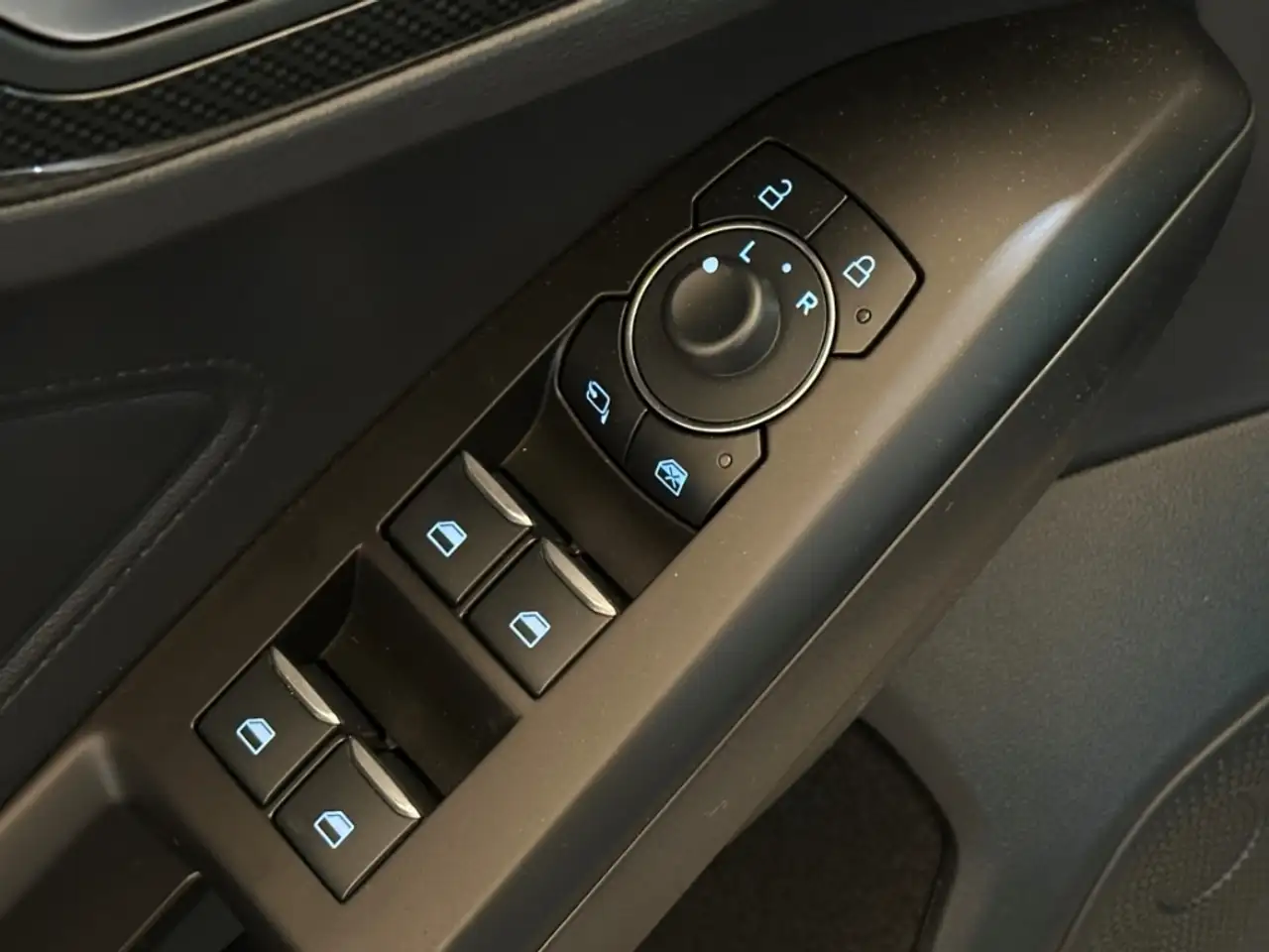 Ford Focus 13