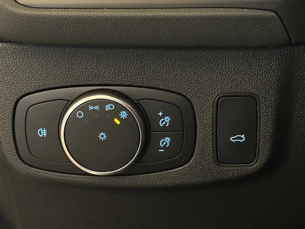 Ford Focus 14