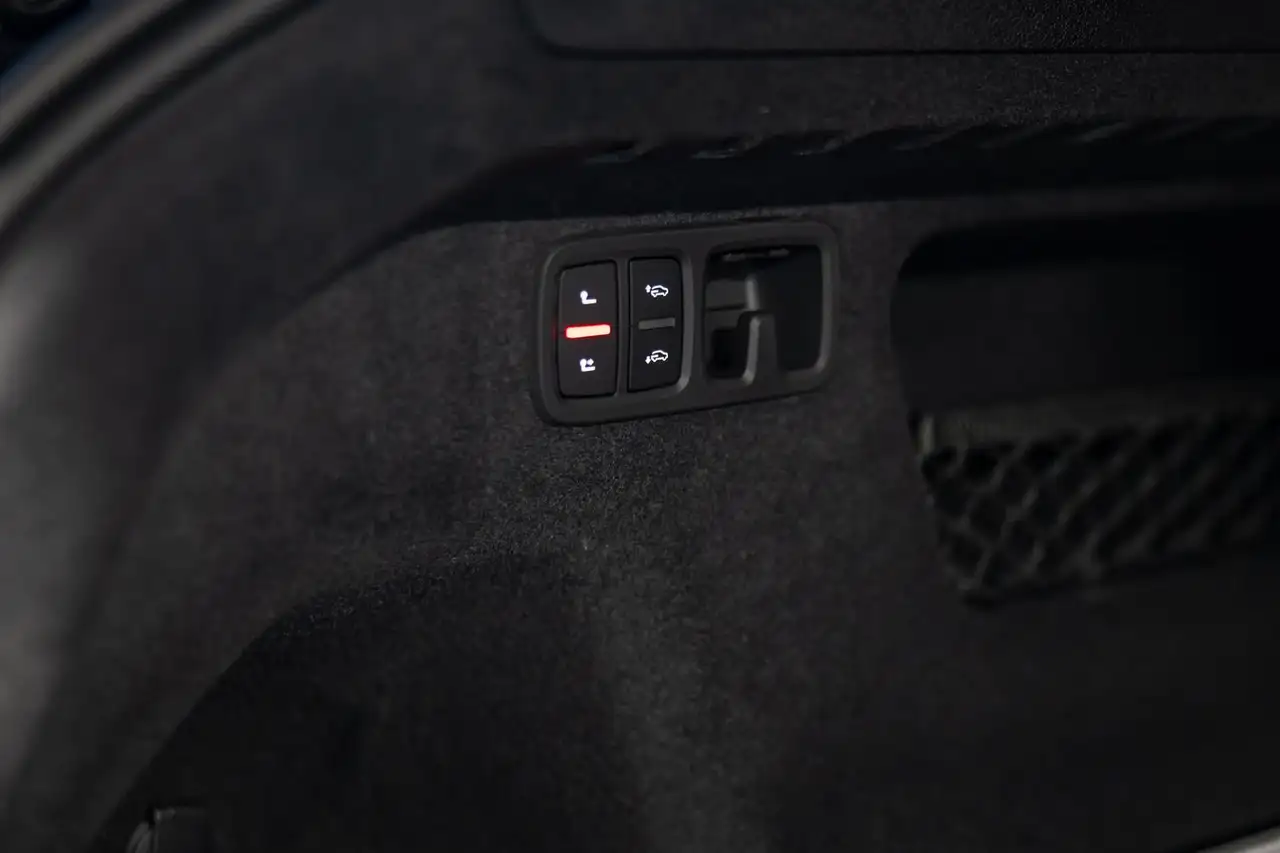 Audi SQ8 14