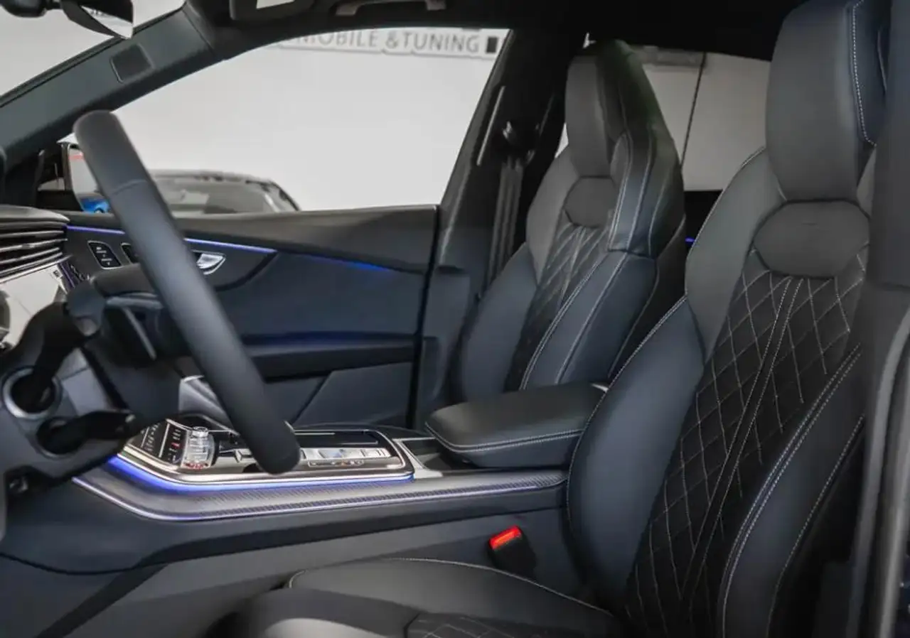 Audi SQ8 13