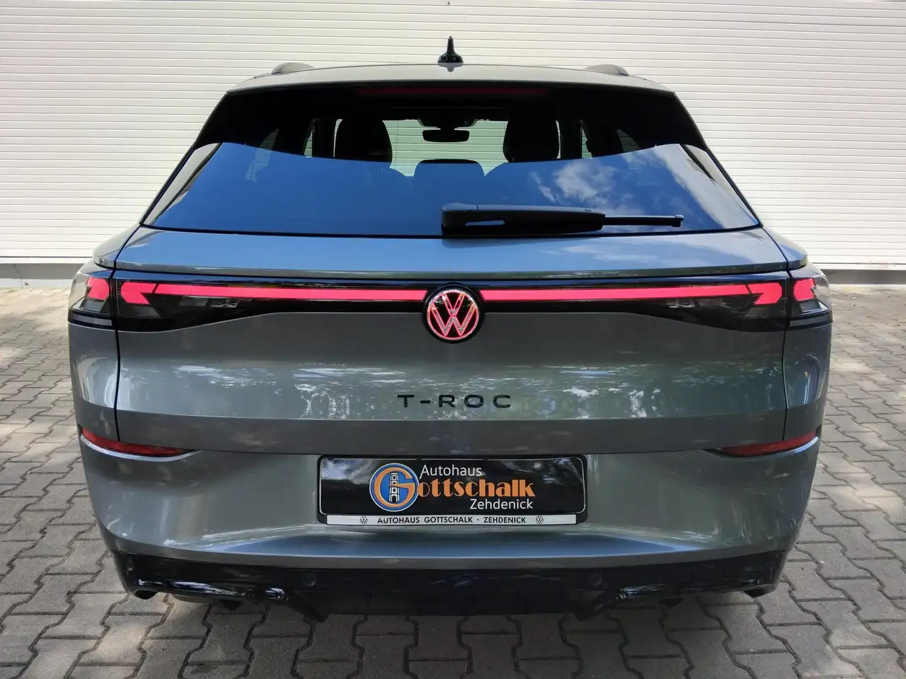 Volkswagen T-Roc 6