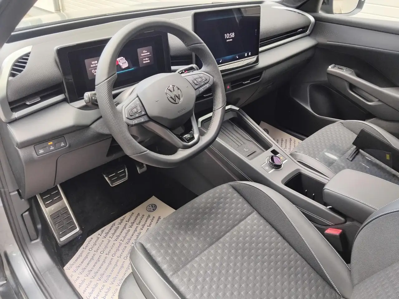 Volkswagen T-Roc 7