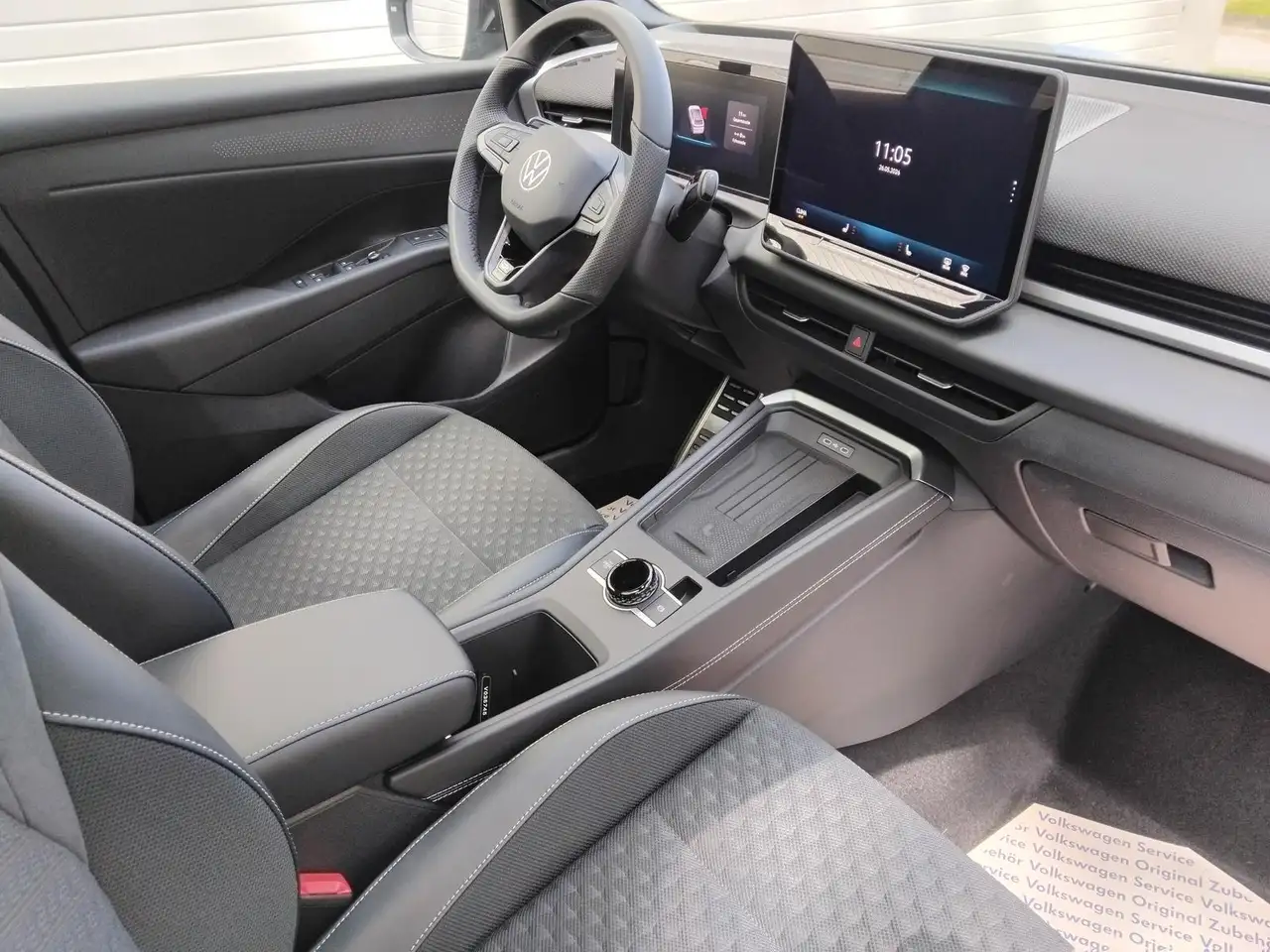 Volkswagen T-Roc 8