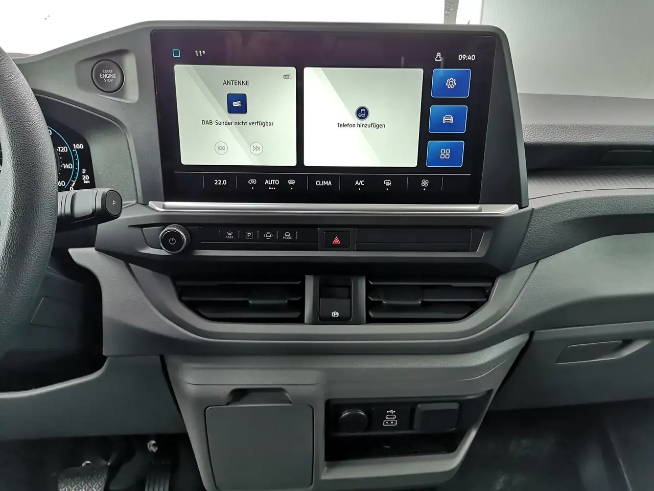 Volkswagen T7 Transporter 5