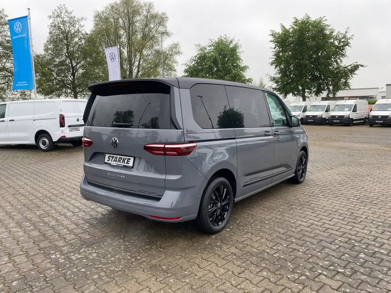 Volkswagen T7 Multivan 15