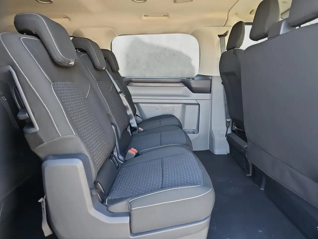 Ford Transit 14