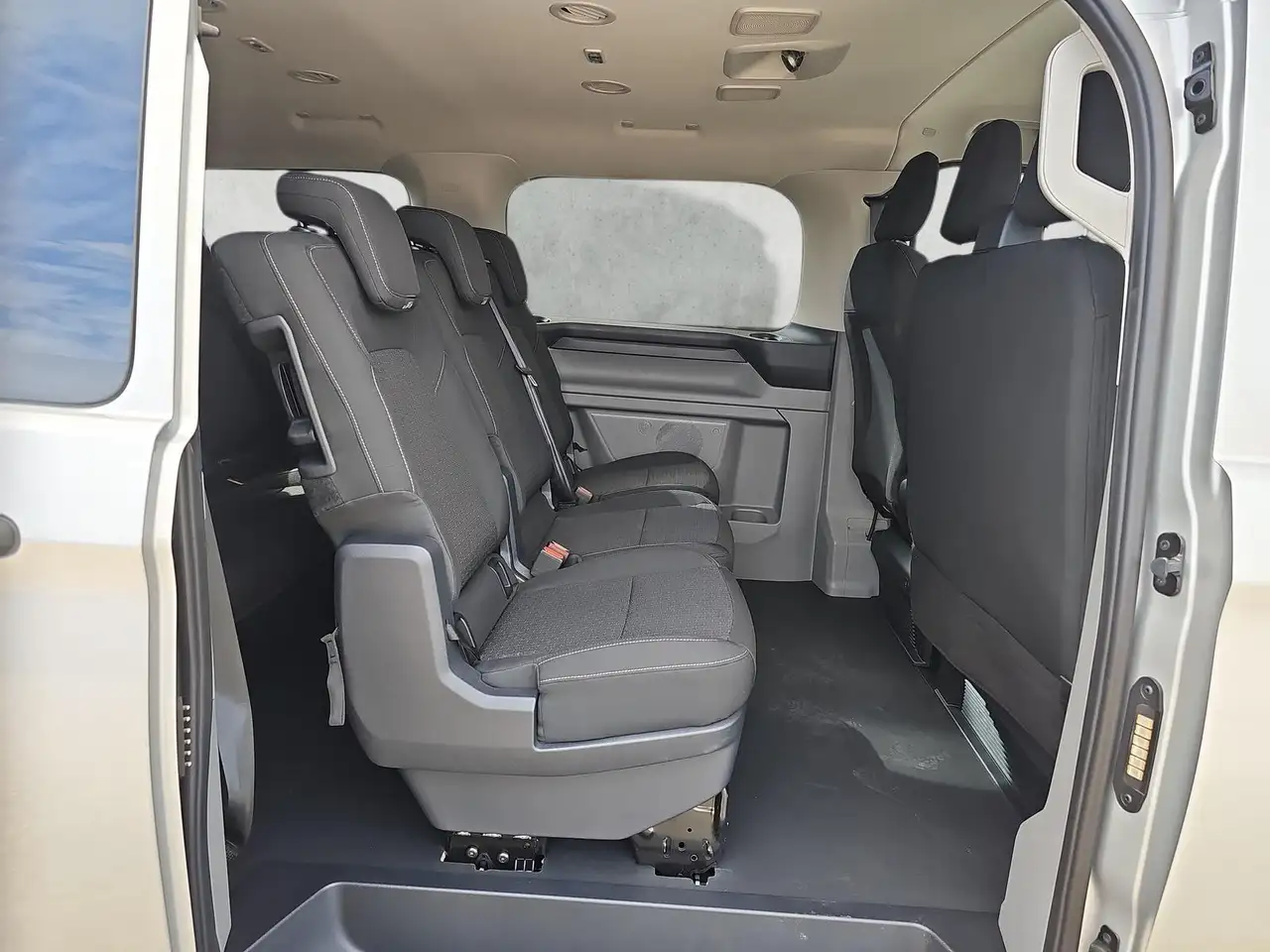 Ford Transit 14
