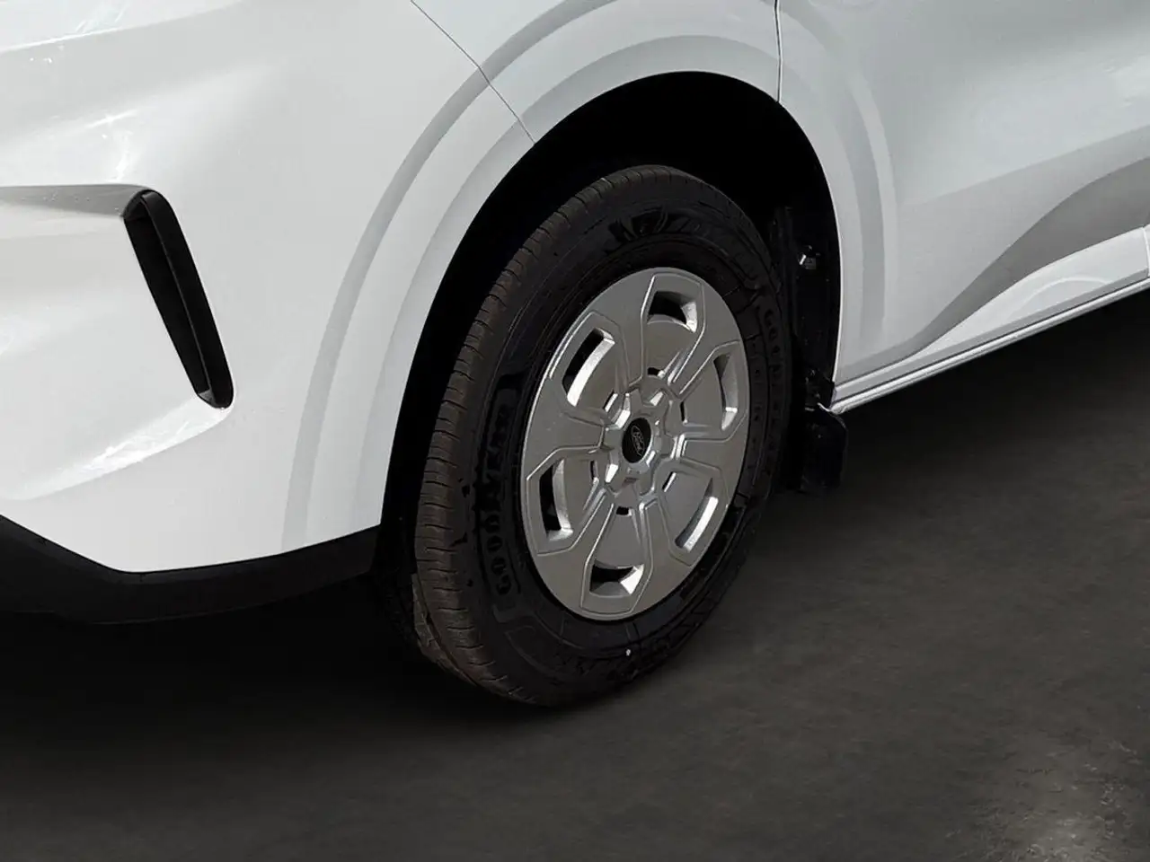 Ford Transit 8