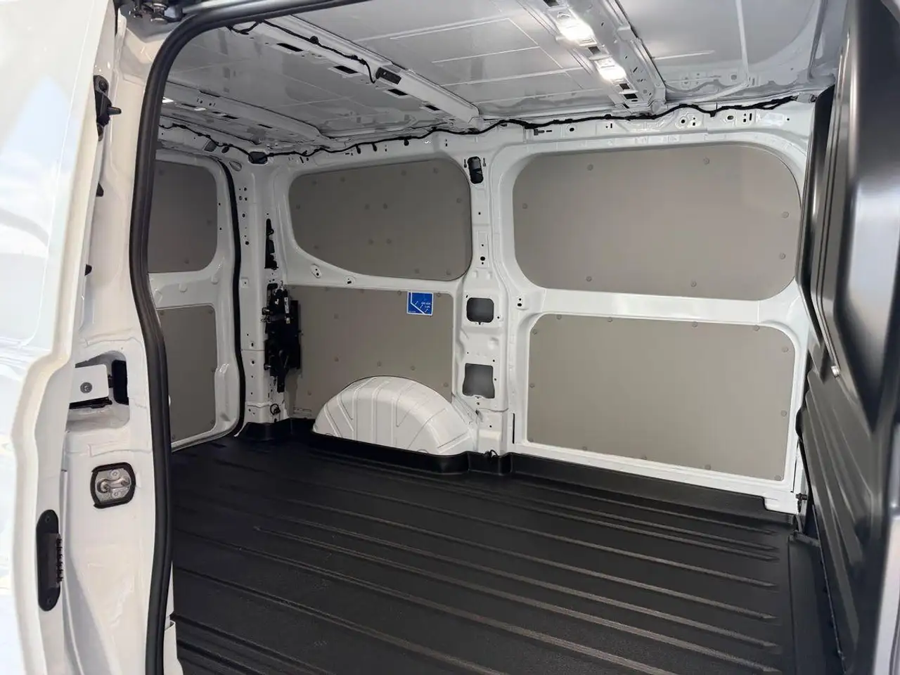 Ford Transit 13
