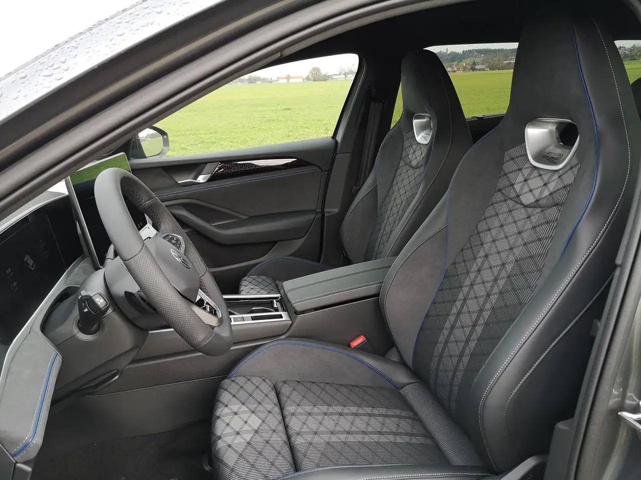 Volkswagen Passat 10