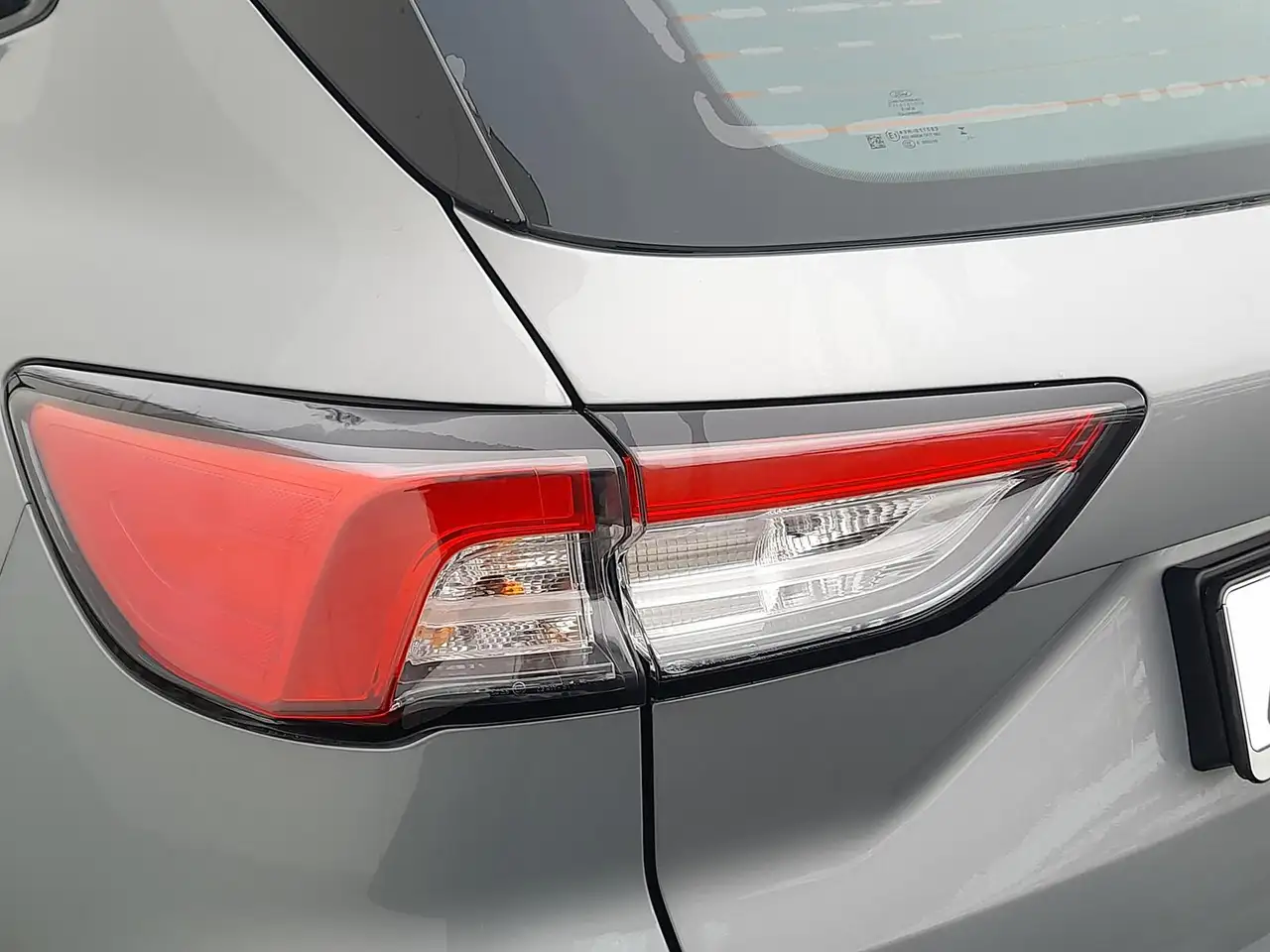 Ford Kuga 10