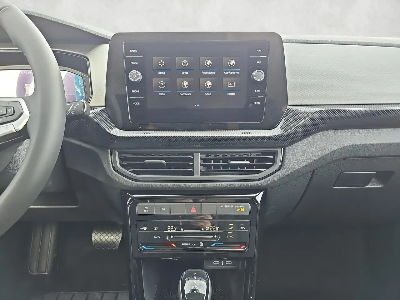Volkswagen T-Cross 12