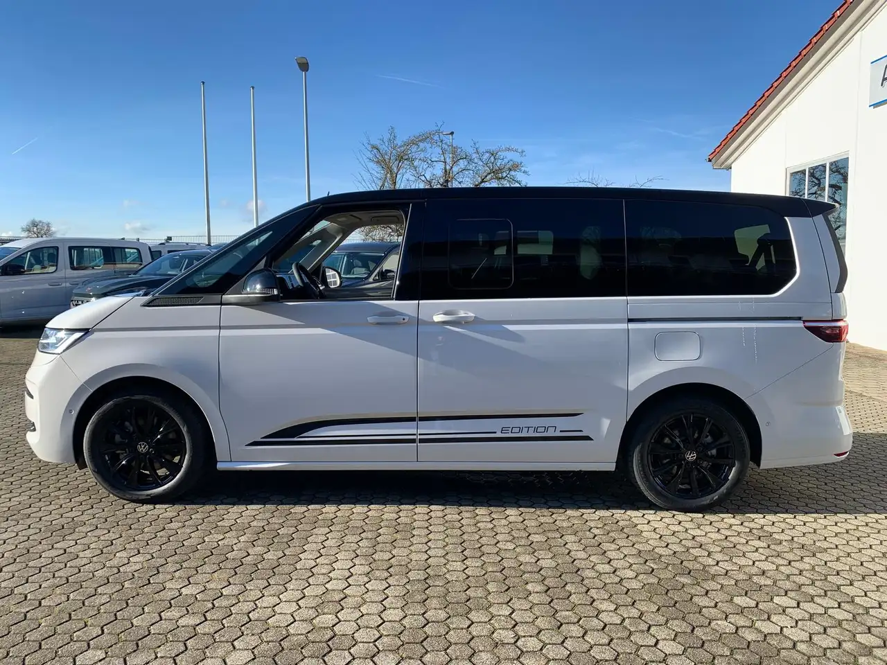 Volkswagen T7 Multivan 5