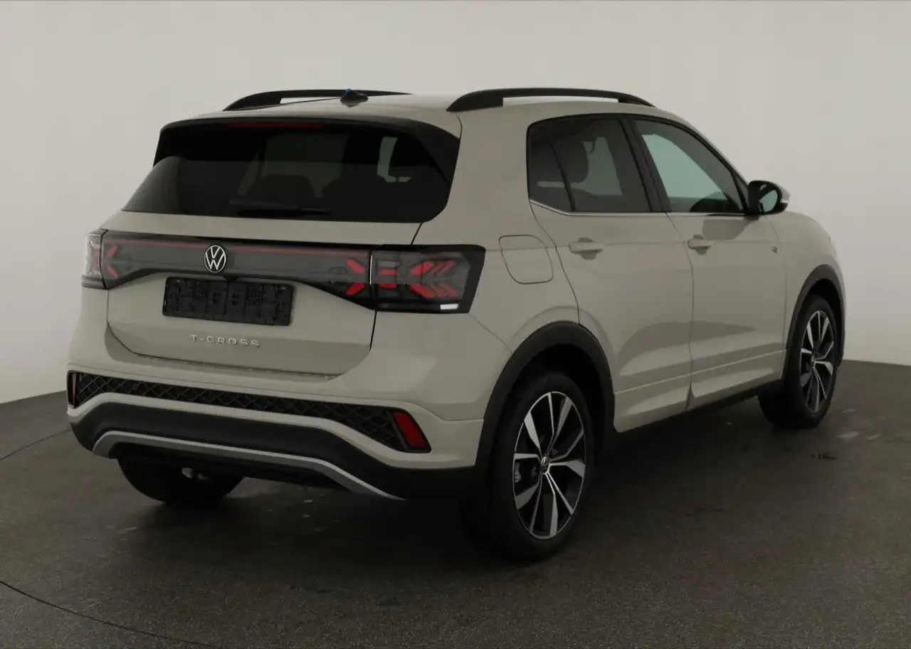 Volkswagen T-Cross 4