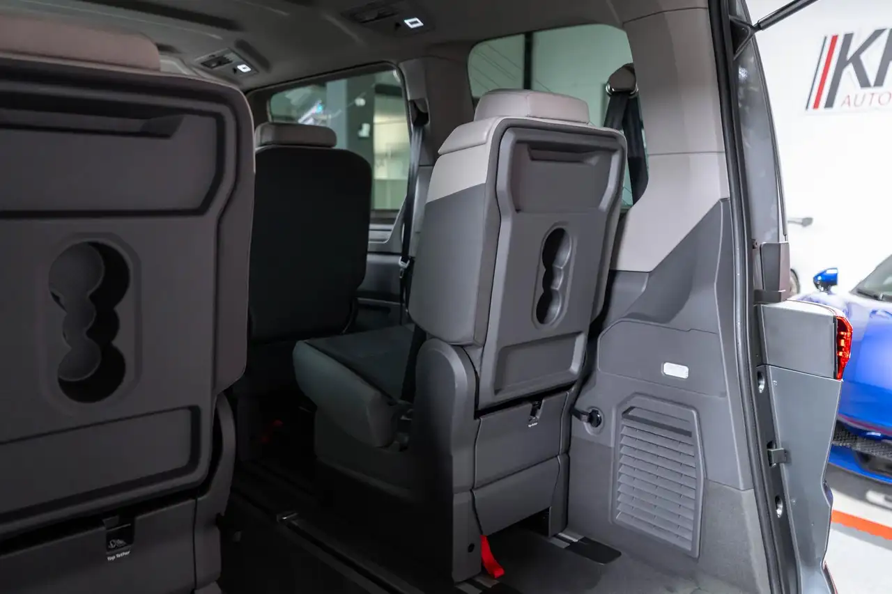 Volkswagen T7 Multivan 10