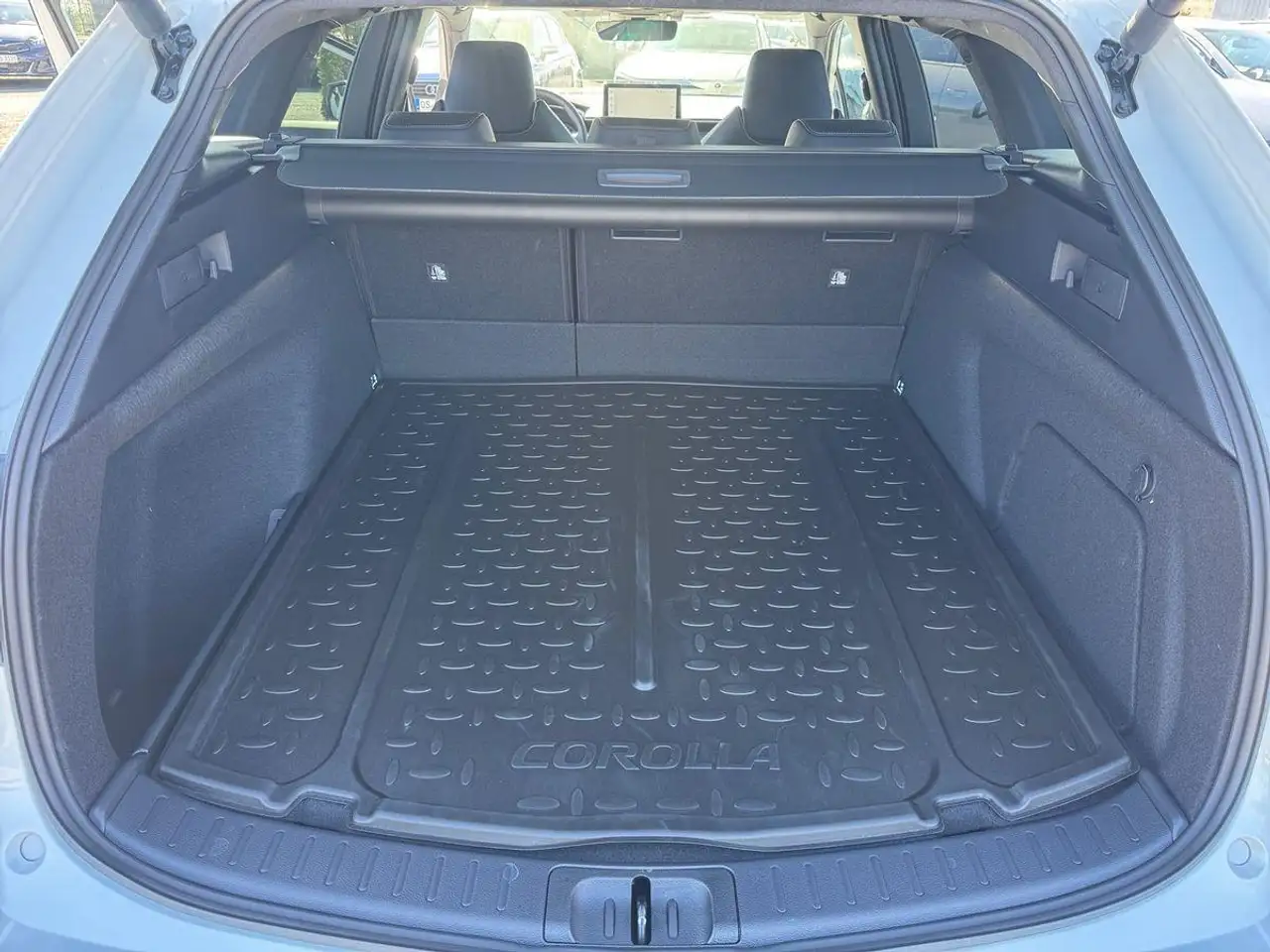 Toyota Corolla 13