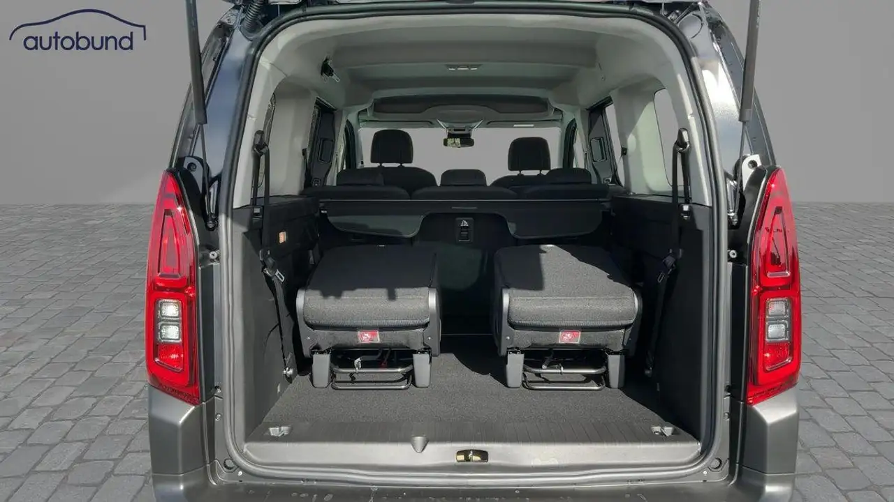 Fiat Doblo III 8