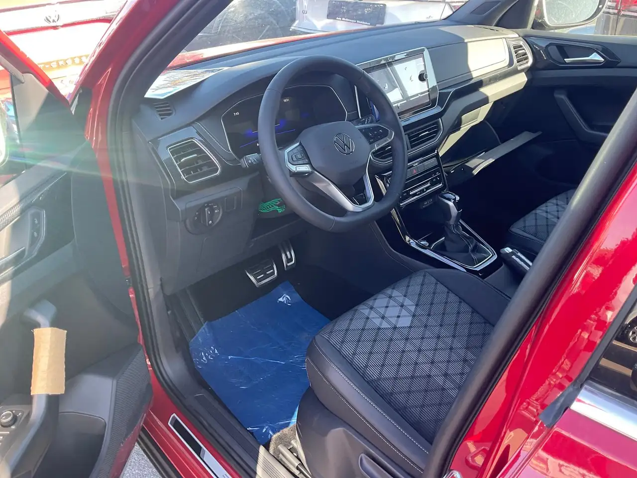 Volkswagen T-Cross 3