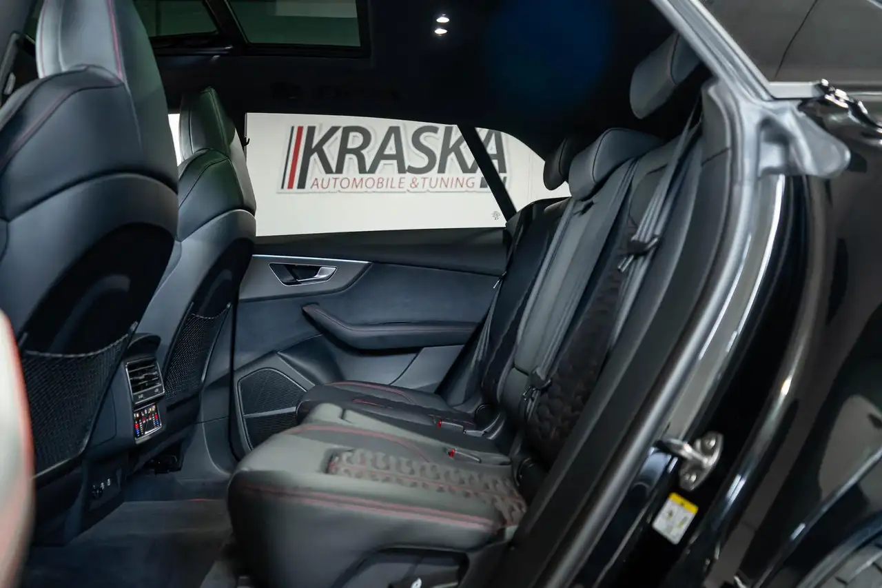 Audi RS 16
