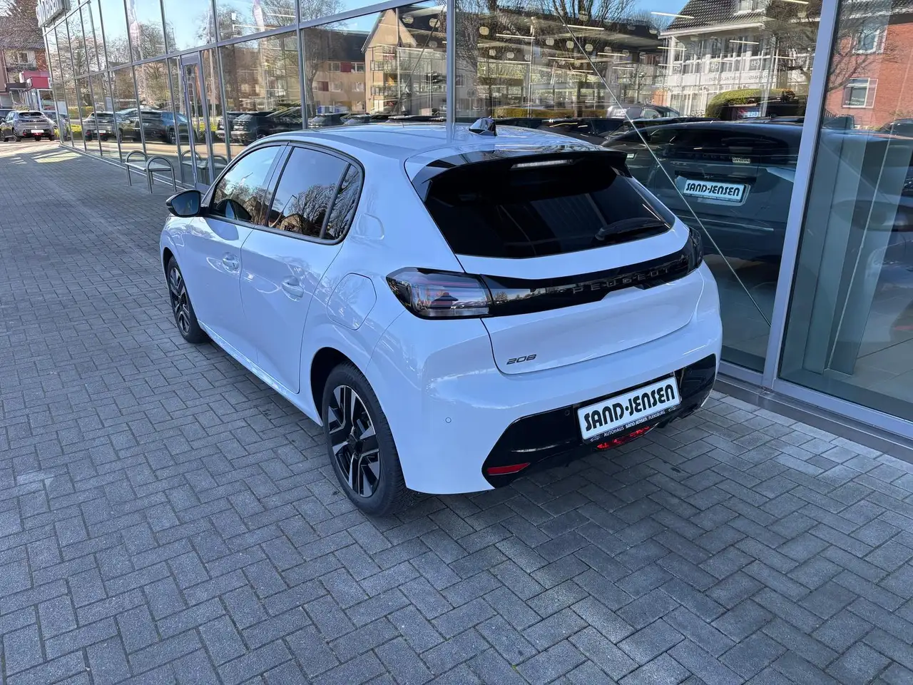 Peugeot 208 4