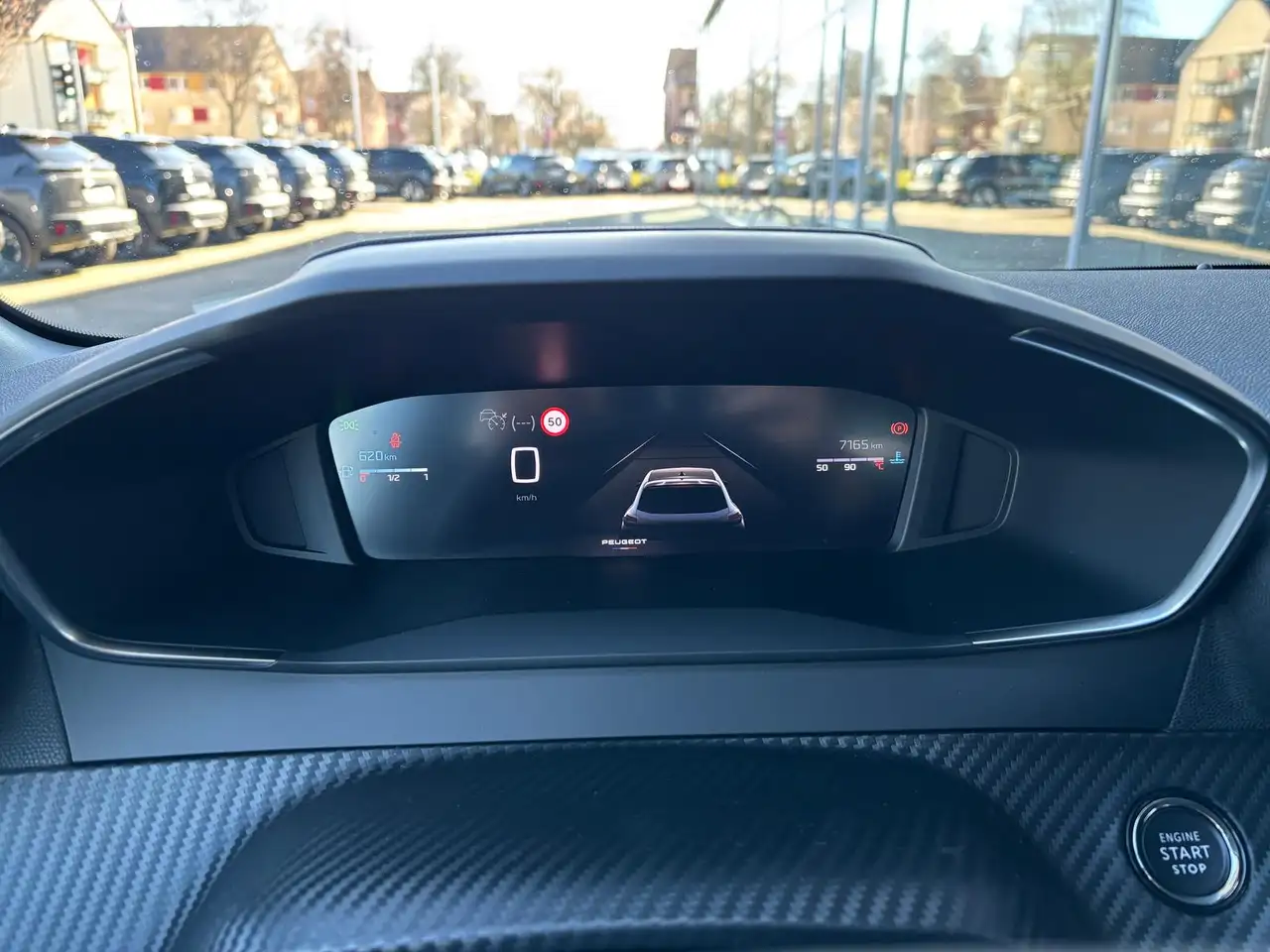 Peugeot 208 8