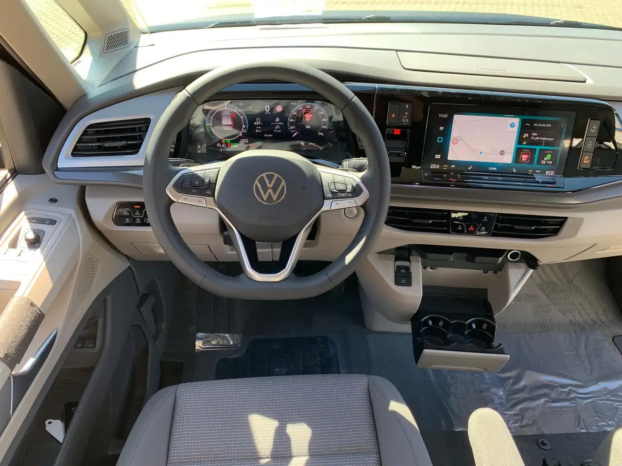 Volkswagen T7 Multivan 2