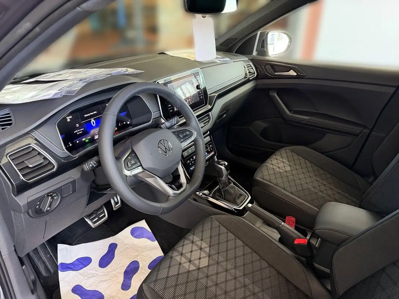 Volkswagen T-Cross 14