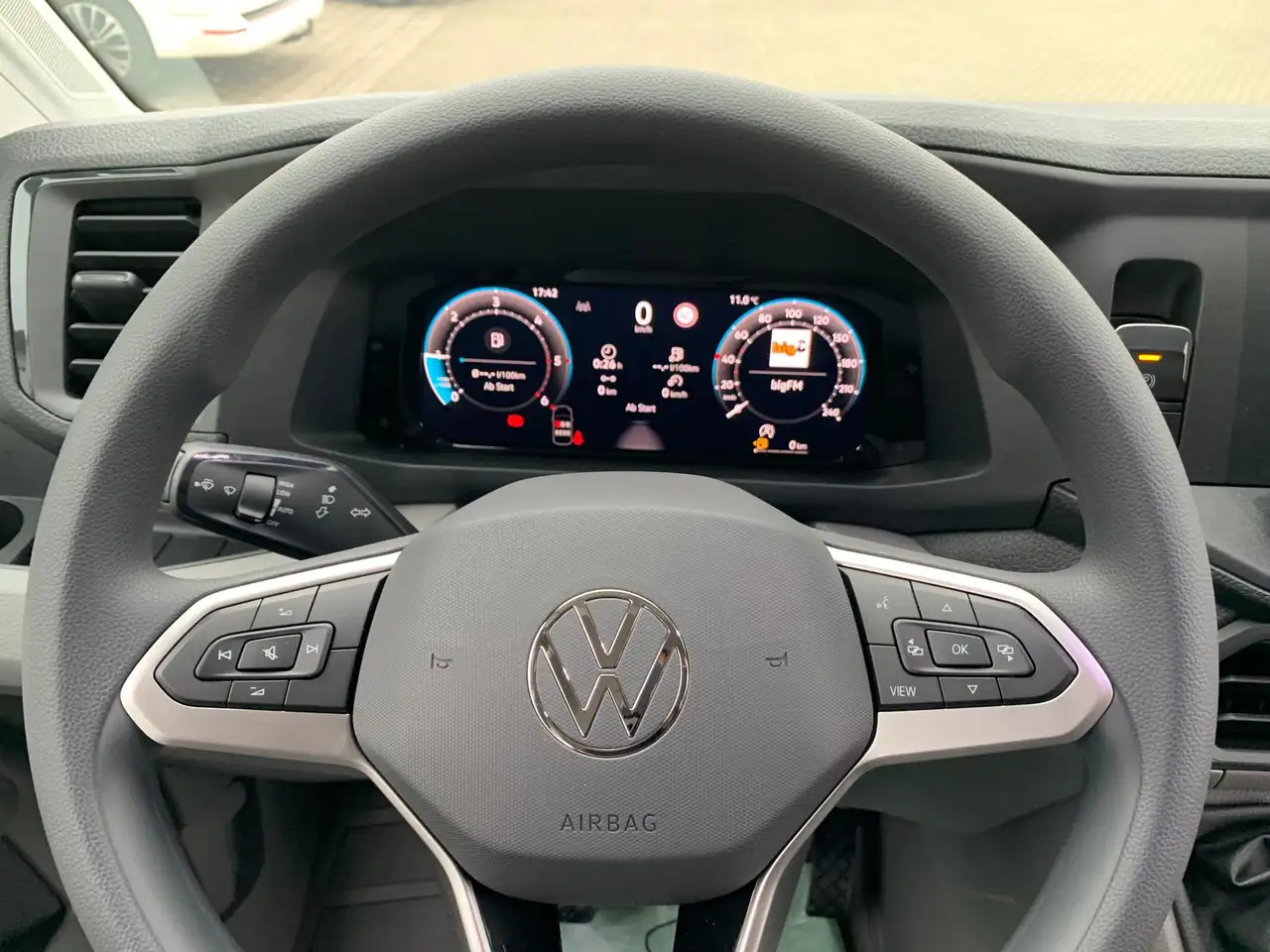 Volkswagen Crafter 8