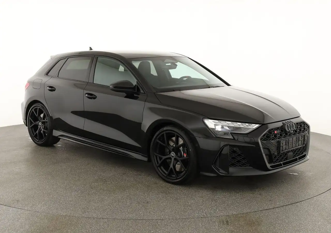 Audi RS3 3