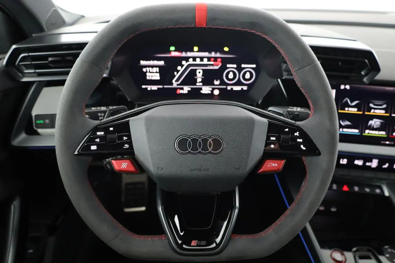 Audi RS3 7