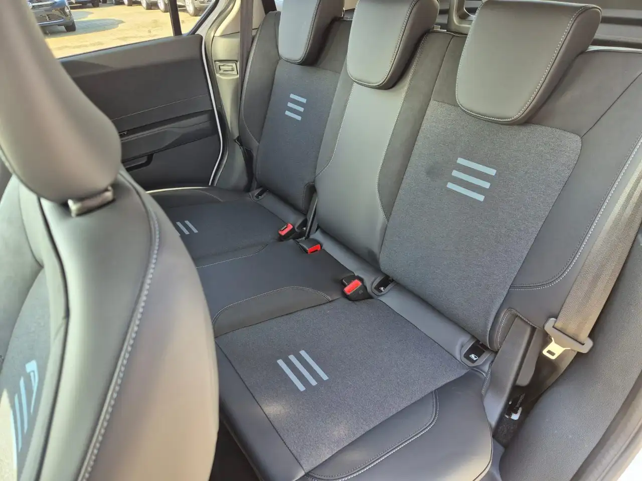 Ford Tourneo 13