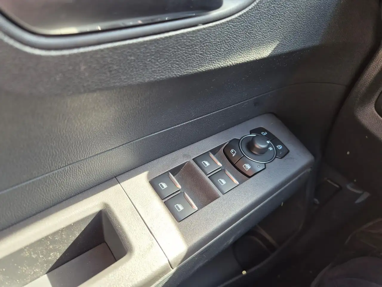 Ford Tourneo 14