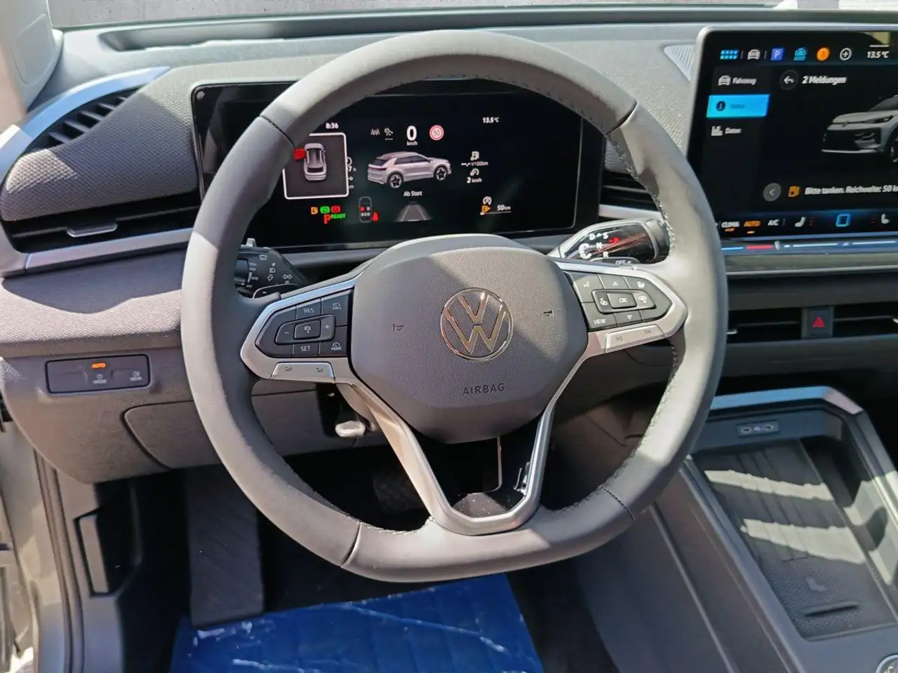 Volkswagen T-Roc 10
