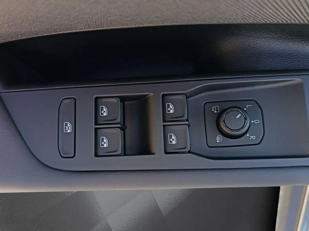 Volkswagen T-Roc 16
