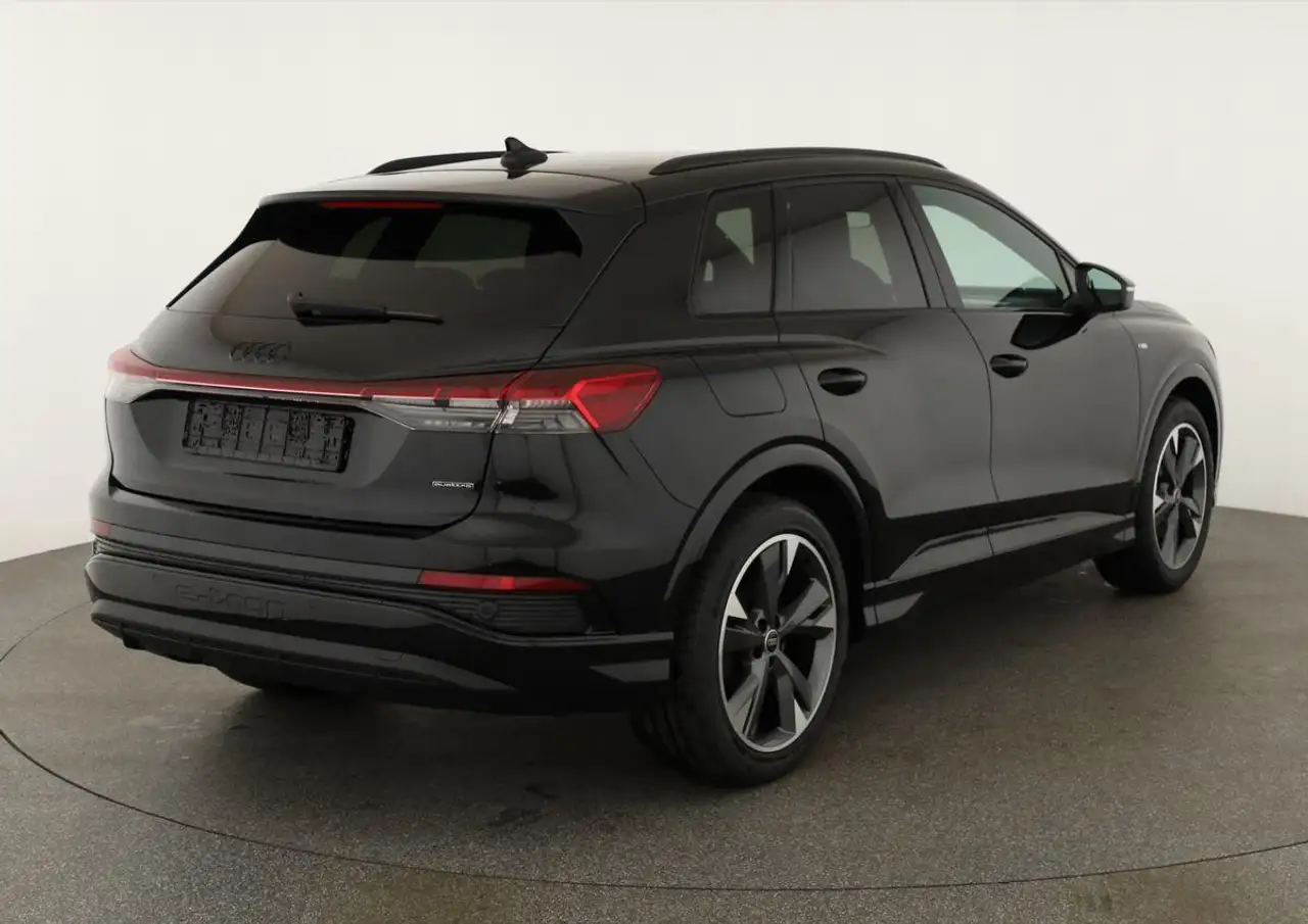 Audi Q4 4