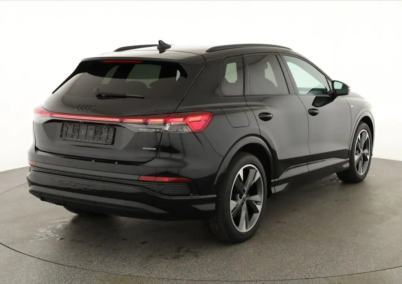 Audi Q4 4