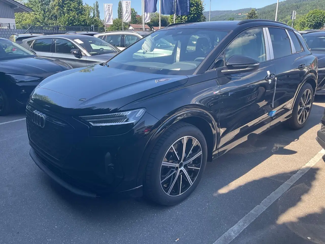 Audi Q4 2