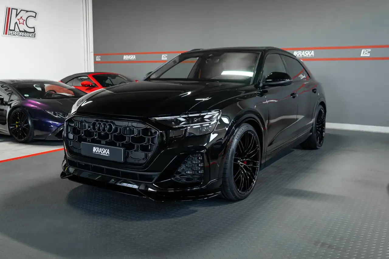 Audi SQ8 4