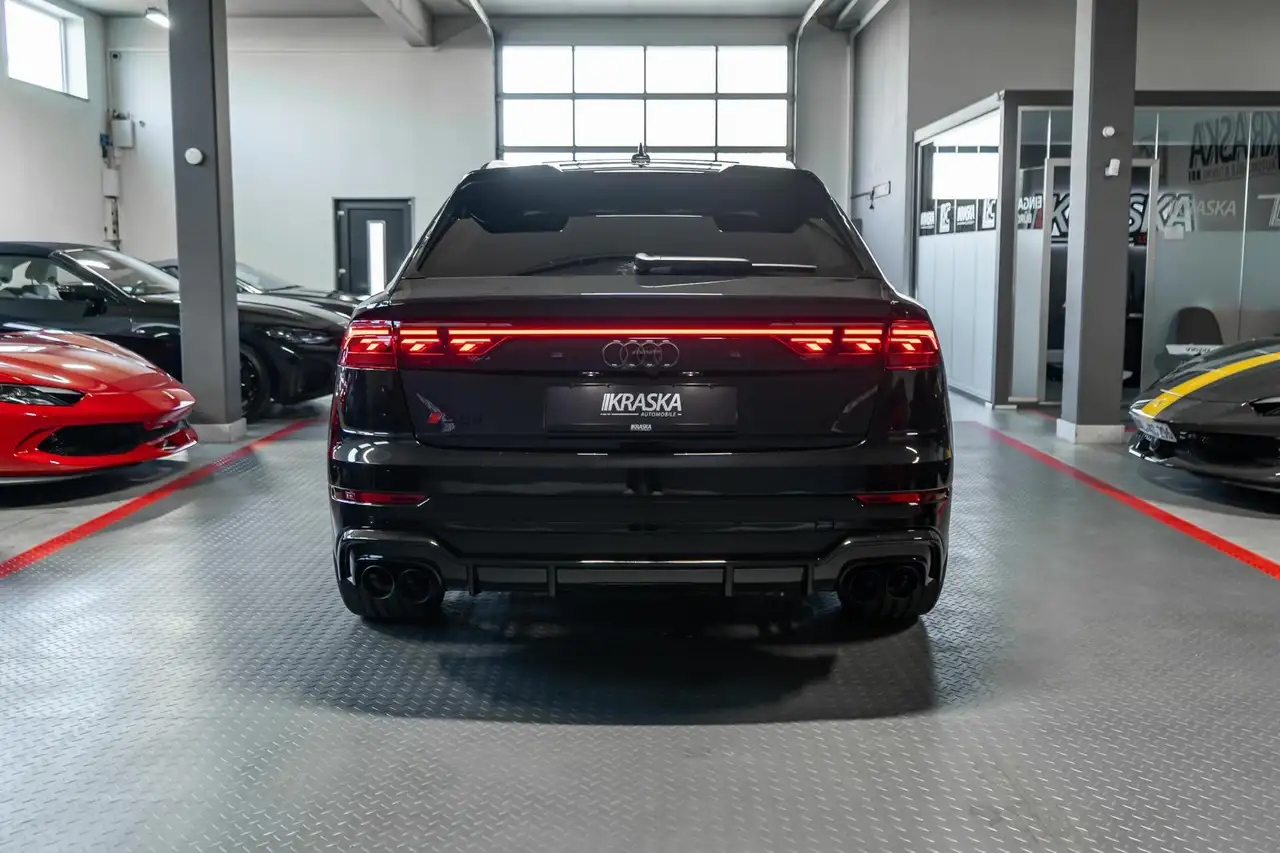 Audi Q8 50 9
