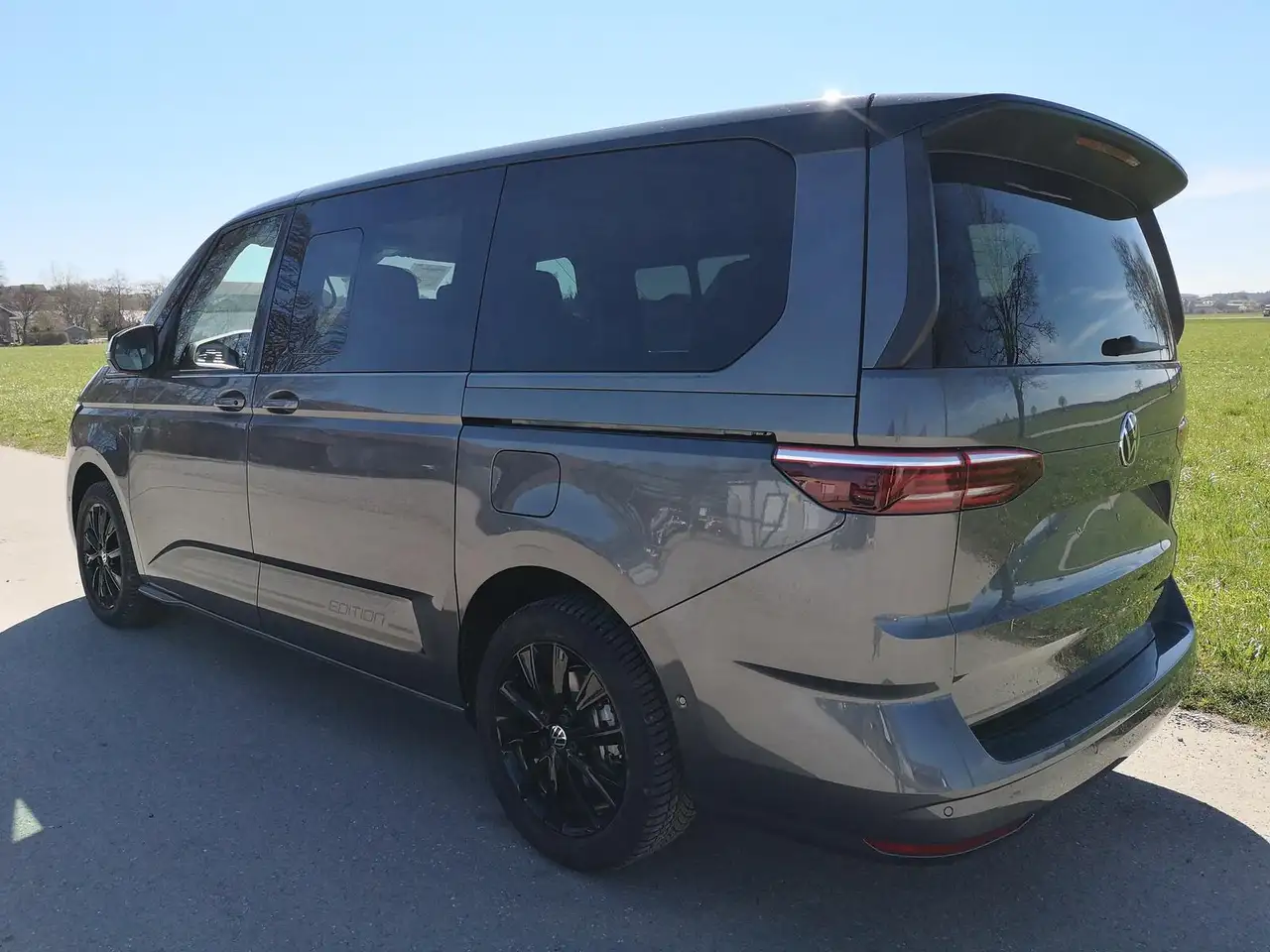 Volkswagen T7 Multivan 2