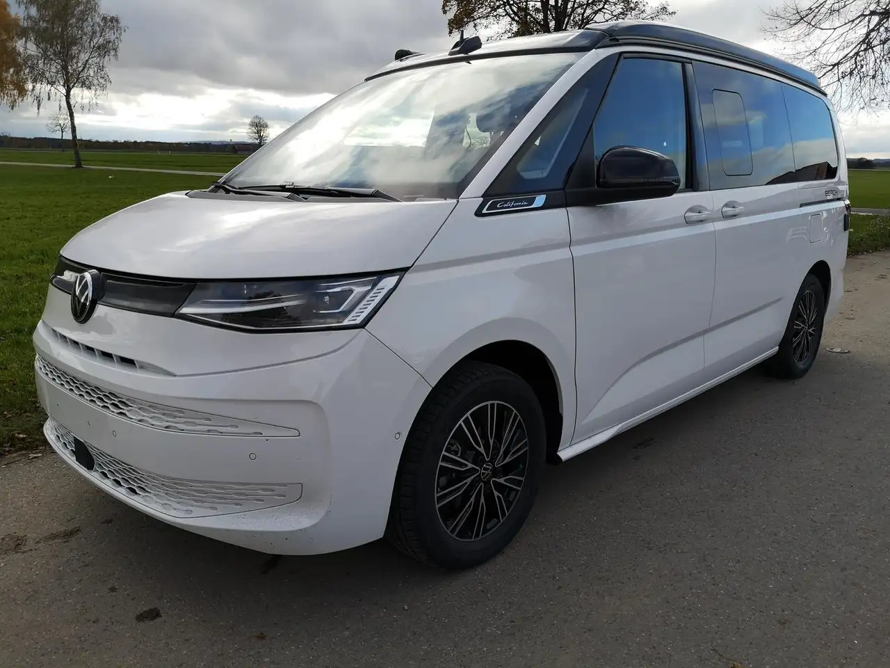 Volkswagen T7 California