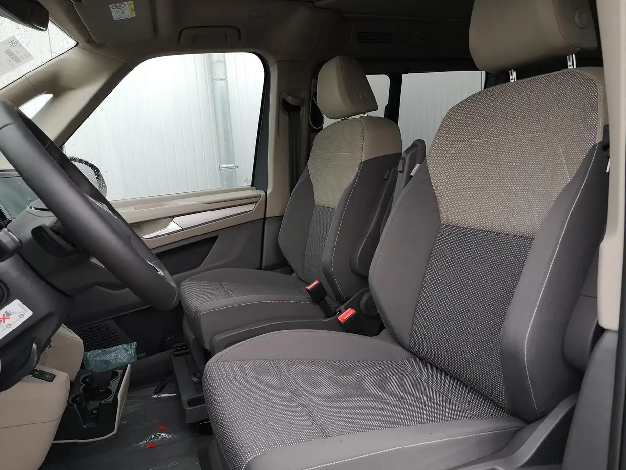 Volkswagen T7 California 7