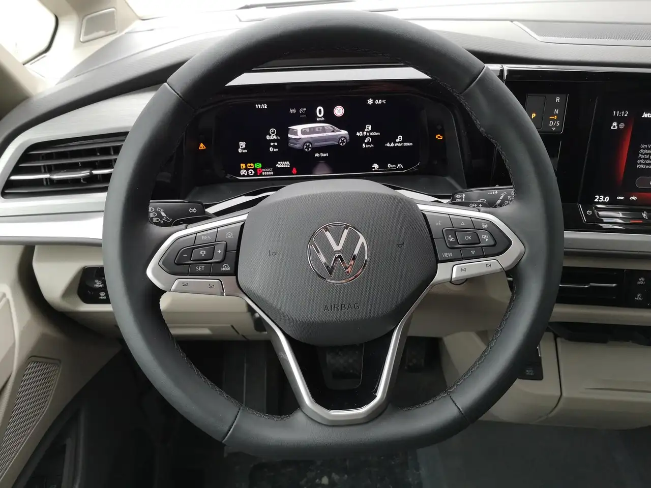 Volkswagen T7 Multivan 5