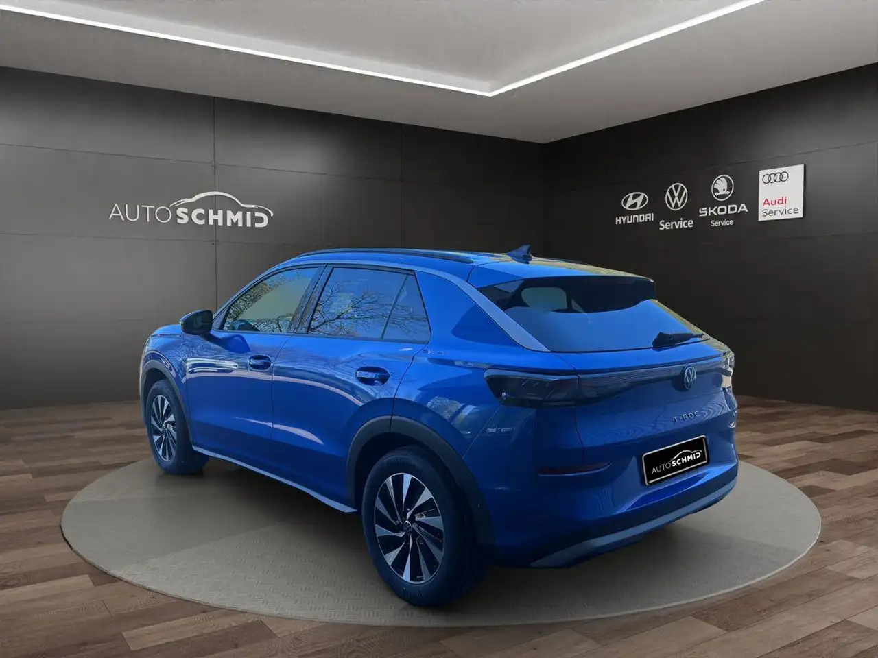 Volkswagen T-Roc 3