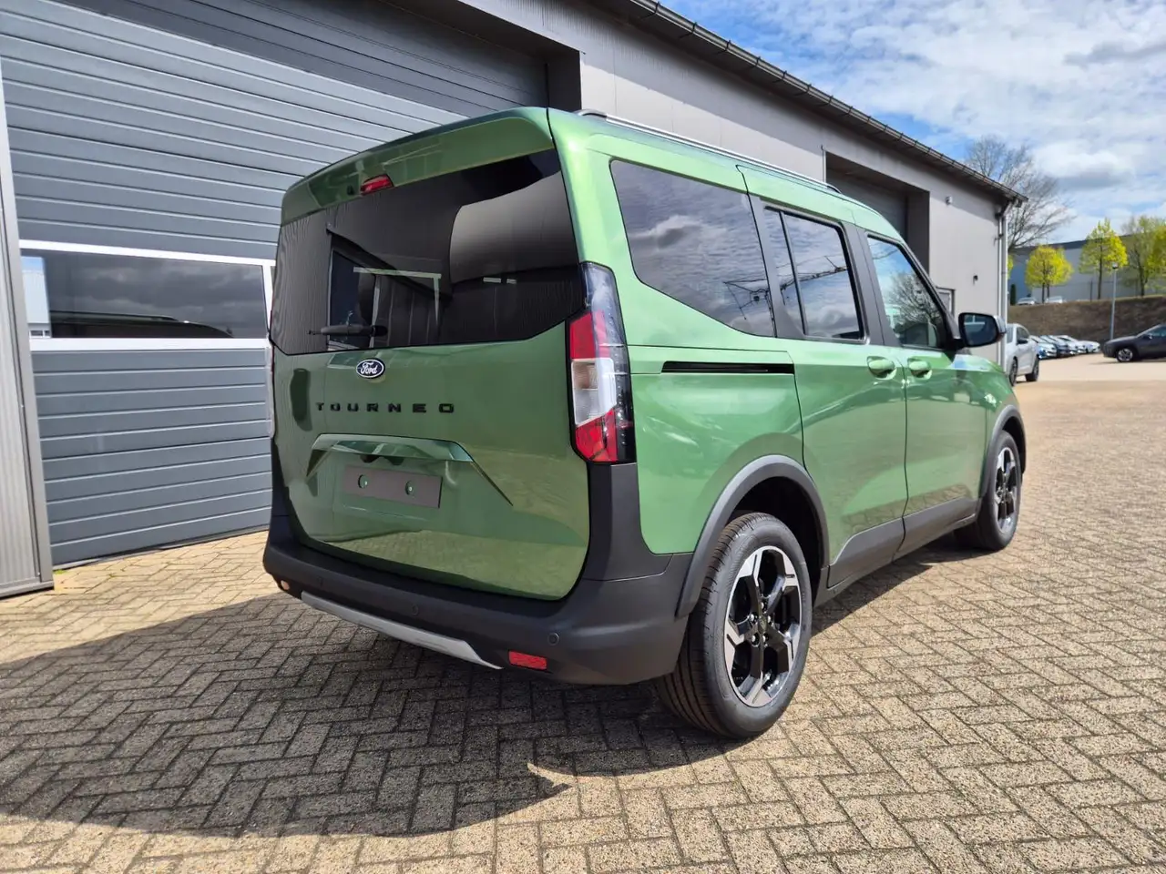 Ford Tourneo 7