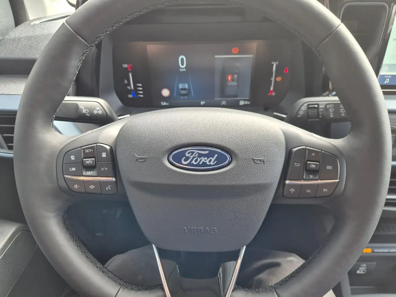 Ford Tourneo 16